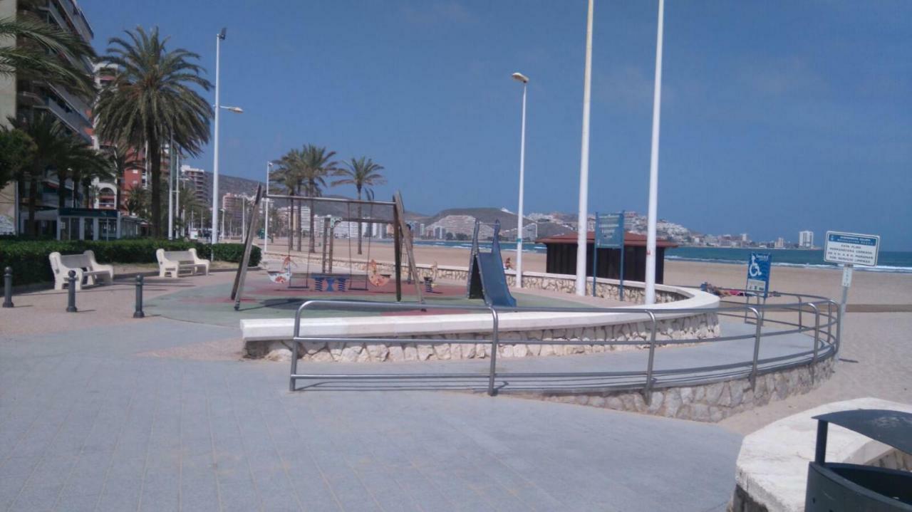 A 10 Metros Del Mar *